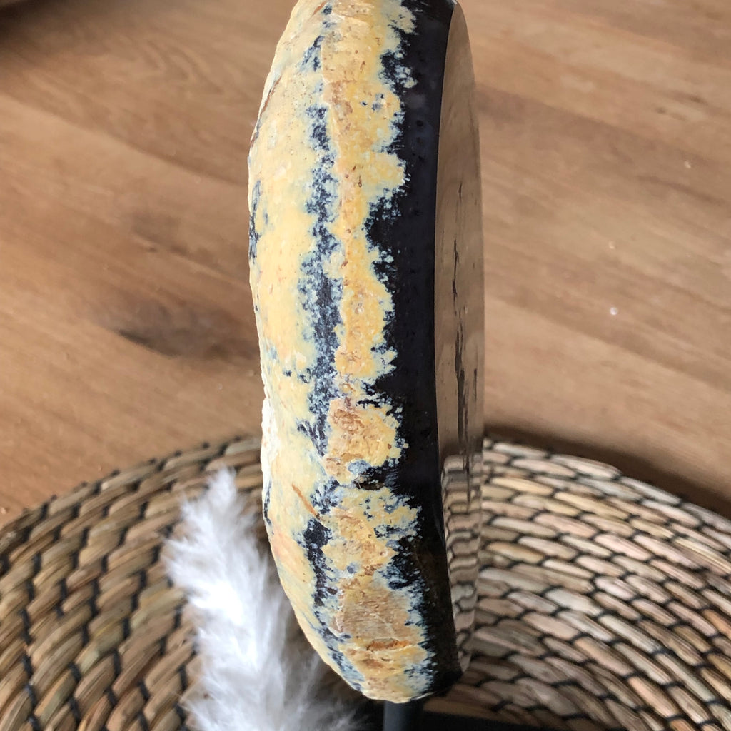 Achat mit Druse auf Stand