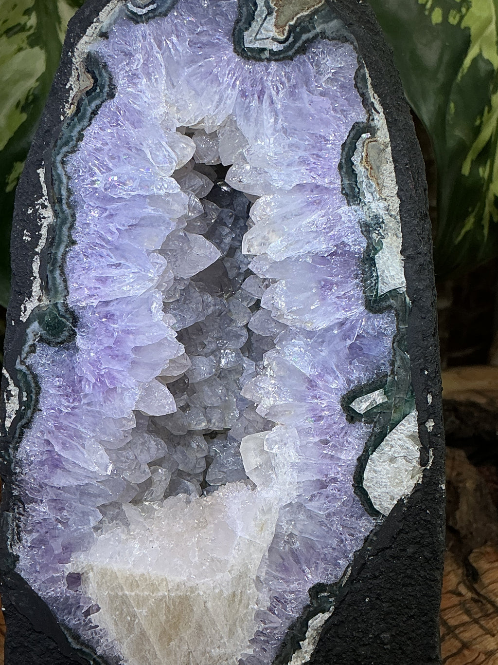 Amethyst Kathedrale mit Calcit