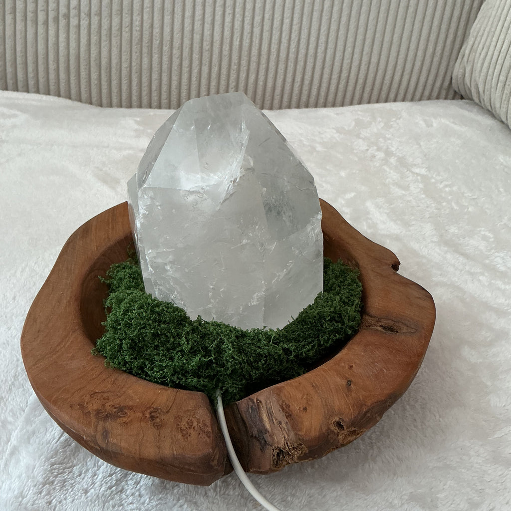 Bergkristall Rohstein Lampe inkl.Teakholzschale B-Ware
