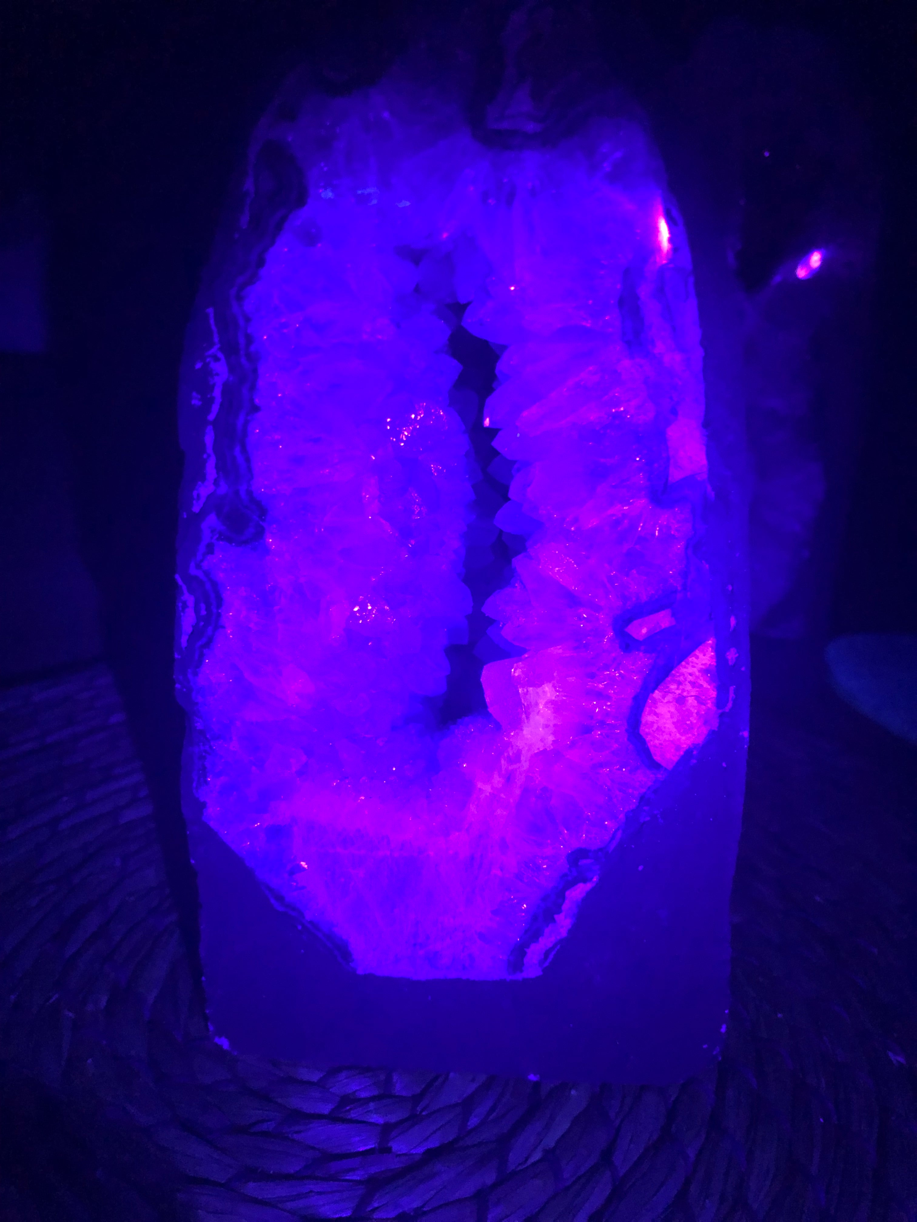 Amethyst Kathedrale mit Calcit
