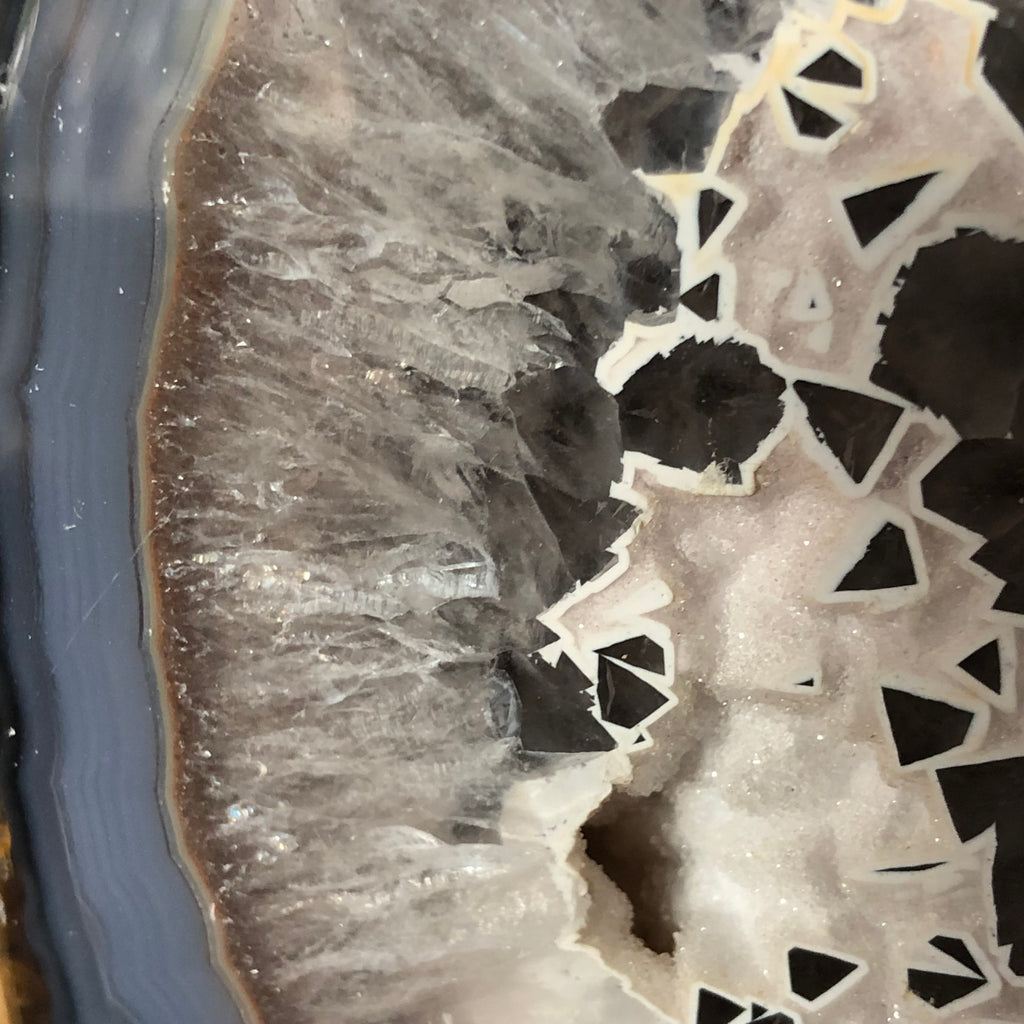 Achat mit Druse auf Stand