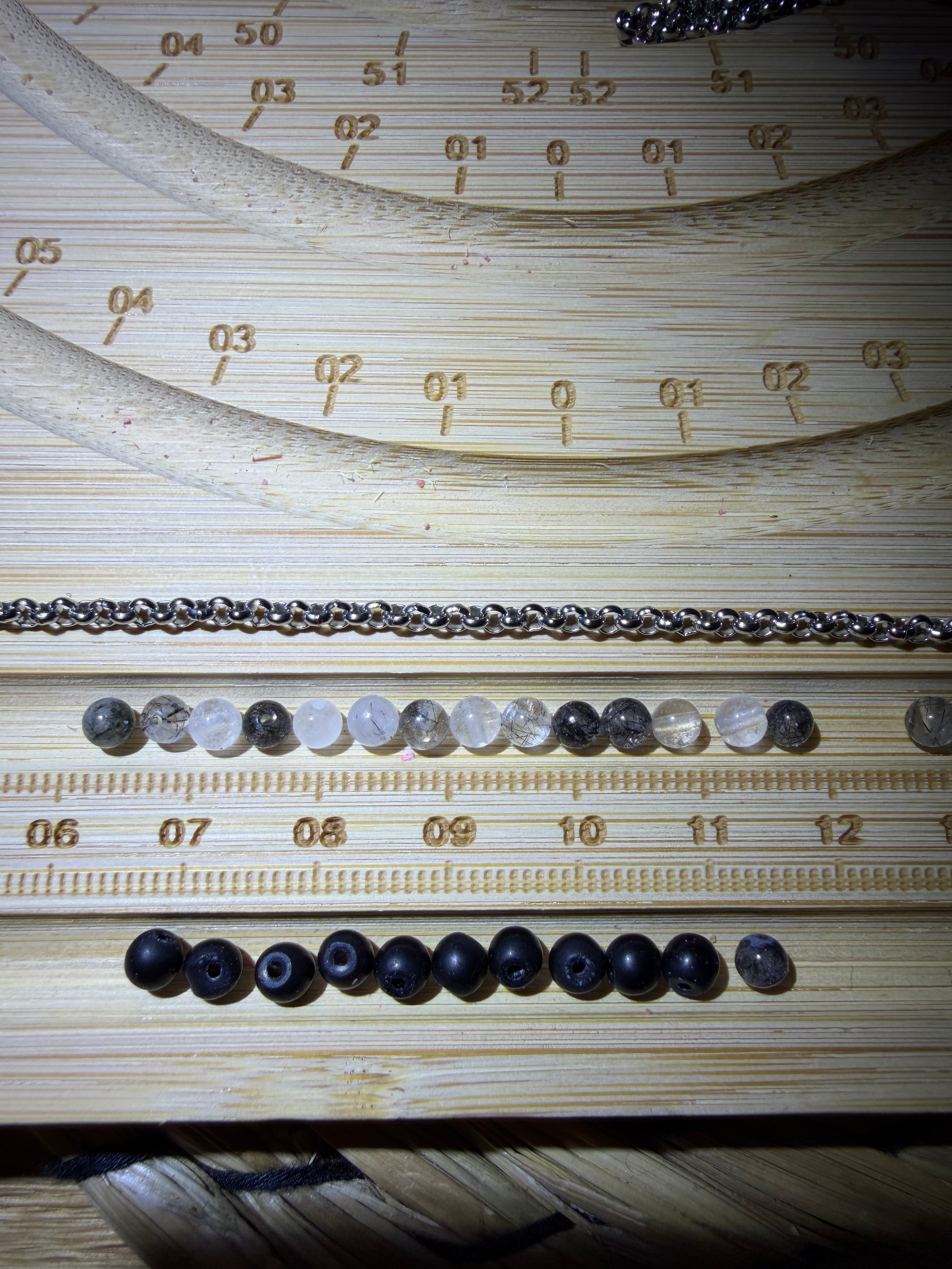 Schmuck Auftragsarbeit_Armband Edelstahl meets Turmalin
